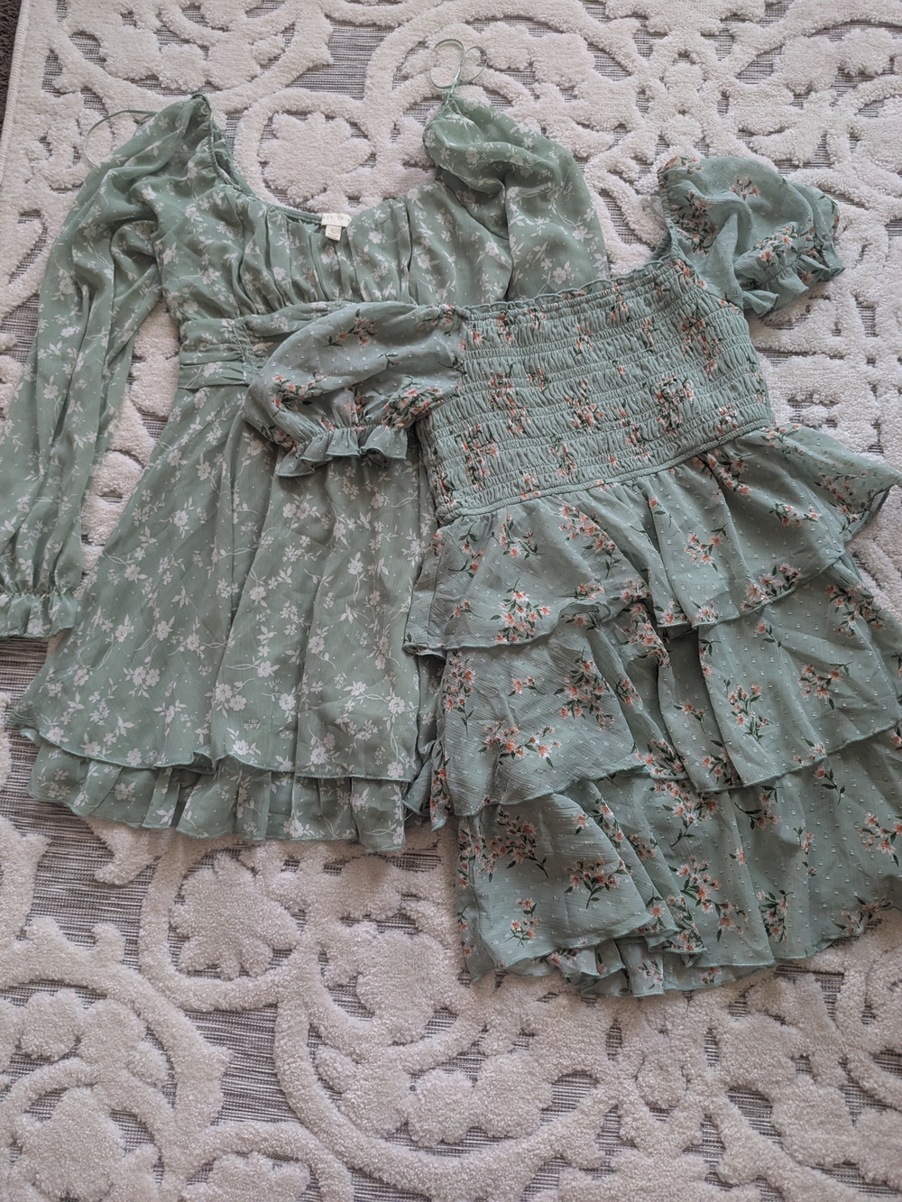 Women's/Juniors Sage Green Floral Ruffle Dress's